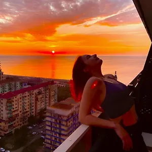 Orbi With Sea View Apartament Batumi